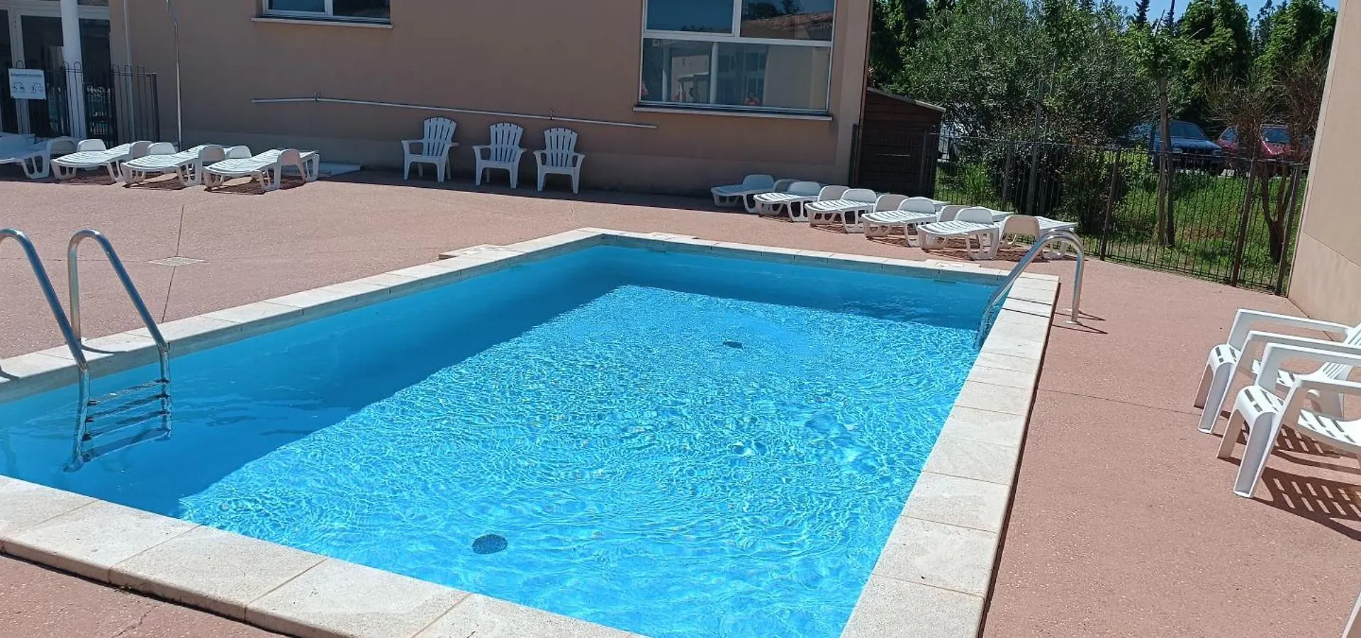 Villa Residence Les Demeures Du Ventoux - Vacanceole Aubignan France