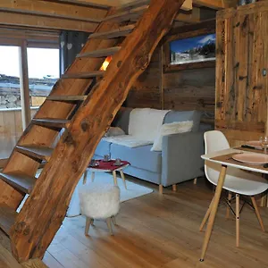 https://le-mazot-des-cimes.hotels-rhonealpes.com