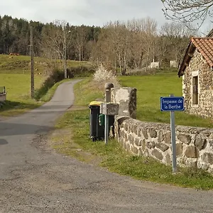 https://gites-de-la-berthe.hotels-rhonealpes.com